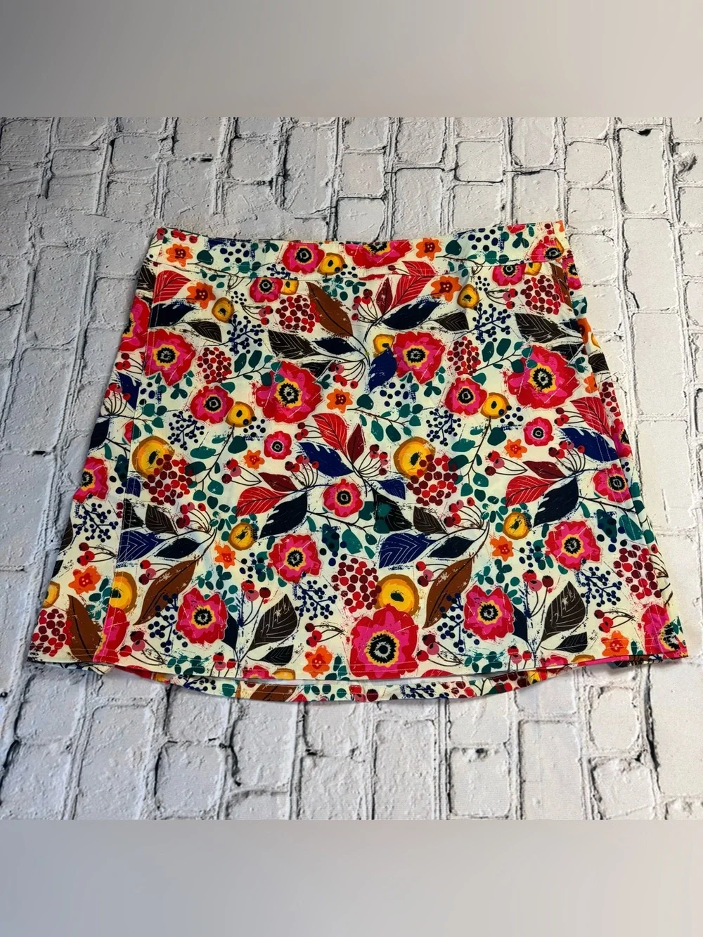 NWT Ripskirt Hawaii Botanical Multicolor Floral Mini Skirt Beachwear Size XL - Picture 1 of 8